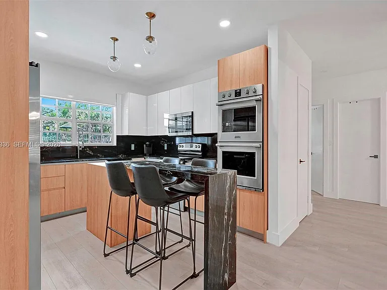 5440 NE 22nd Ave — Photo 46