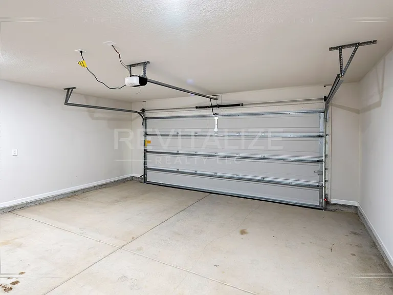 21962 Aleutian Ave — Photo 49