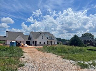 335 River Cove Mdws, Social Circle, GA 30025