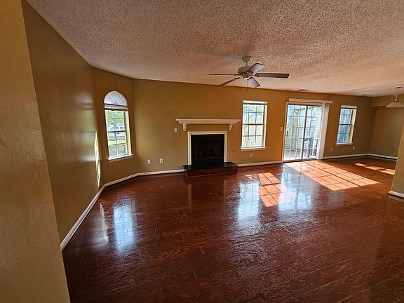3rd image of 4773 Shallowford Cir #4773
