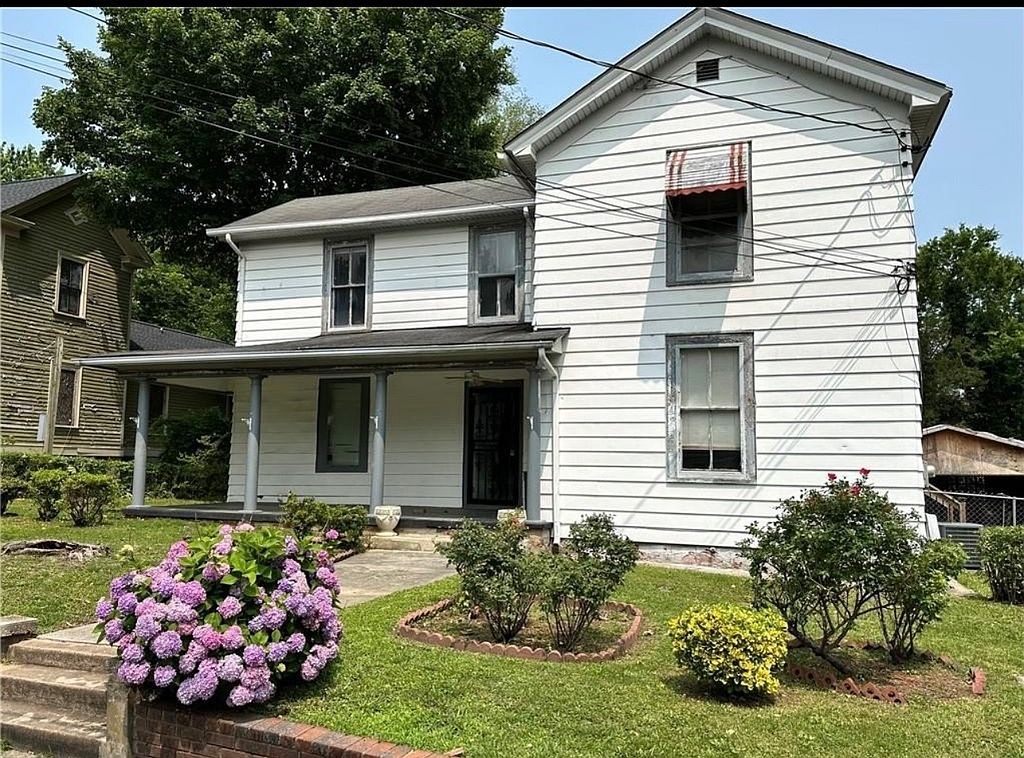821 Pearson St - Property Image
