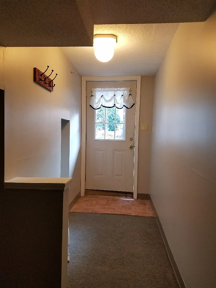 1717 Monroe Ave — Photo 1