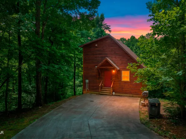 3884 Locust Ridge Rd, Sevierville, TN 37876