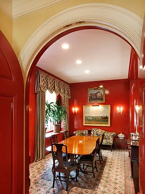 Sold by Sotheby's International Realty | media 3