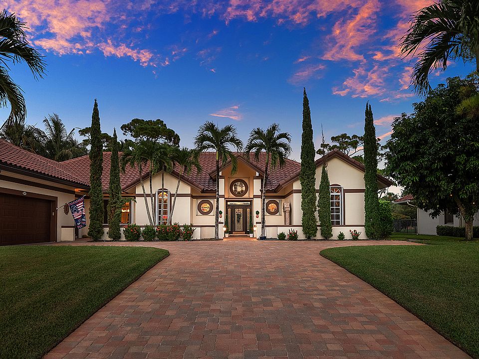 1st image of 586 N Country Club Drive