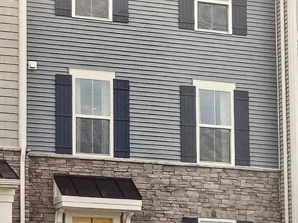 12239 Hidden Bay Dr #4, Berlin, MD 21811