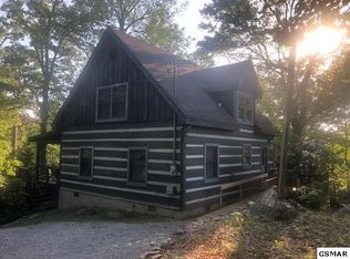 2214 Red Bud Rd, Sevierville, TN 37876