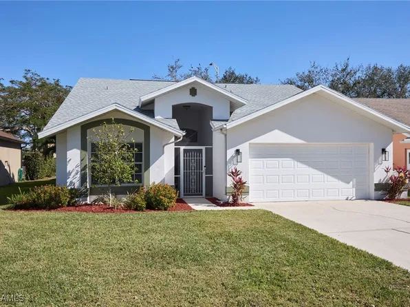 17831 Castle Harbor Dr, Fort Myers, FL 33967