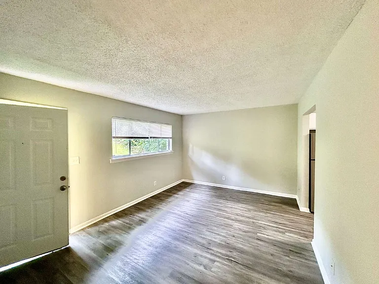205 Valley View Ave #4 — Photo 19