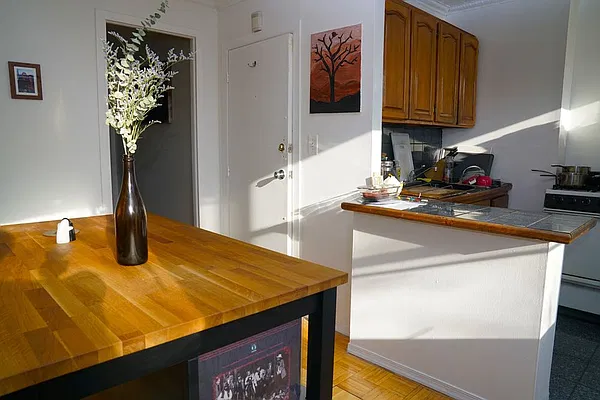 Rented by Dwell Residential Inc | media 12