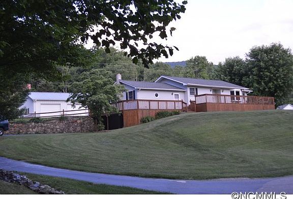 2nd image of 88 Parkway View Dr