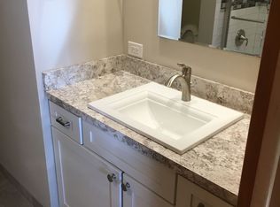 1216 S Crescent Ave SUITE 2S, Park Ridge, IL 60068