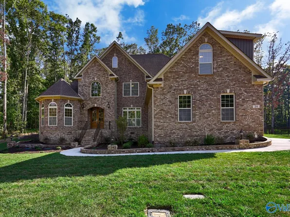 369 Kendallwood Dr, Meridianville, AL 35759