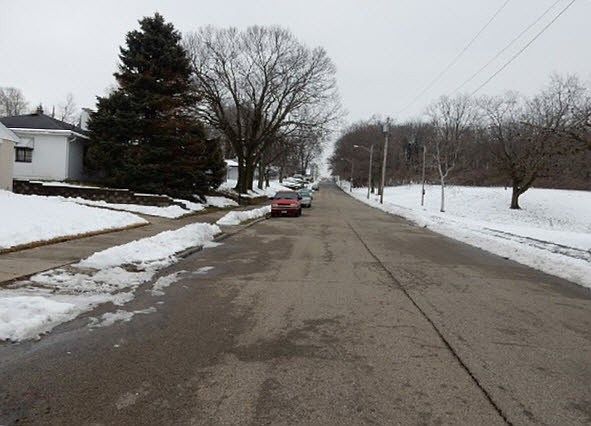 2nd image of 3813 E 5th St