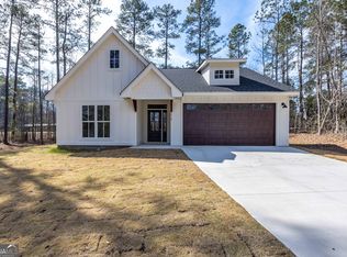 216 Oak Dr, Pine Mountain, GA 31822