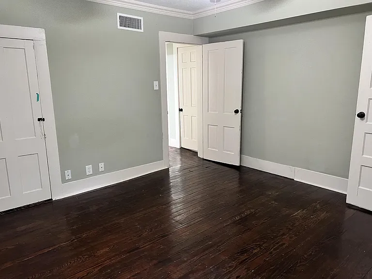 Downstairs bedroom 1