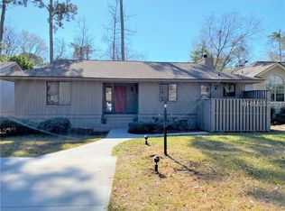 5 Possum Ln, Hilton Head Island, SC 29928