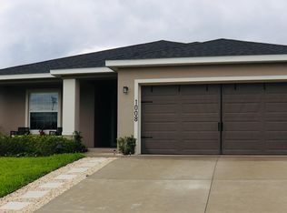 1008 Mountain Flower Ln, Davenport, FL 33837