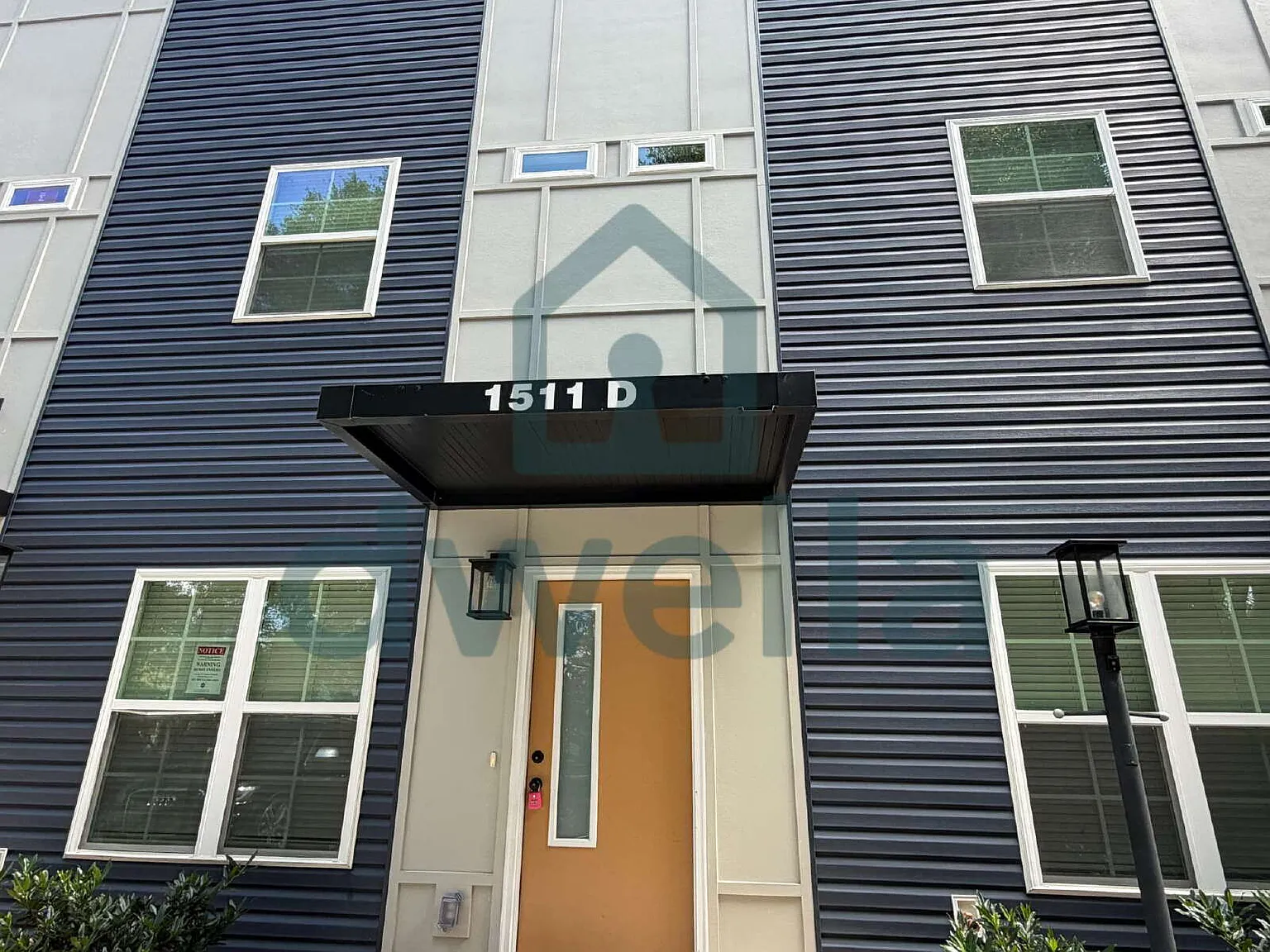 2 bed, 2.5 bath, 1581 sqft, $1,595 — Photo 2