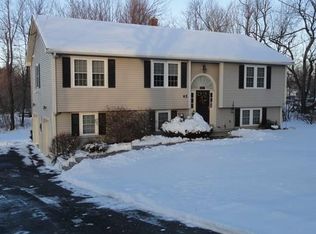 65 Prescott St, Rutland, MA 01543