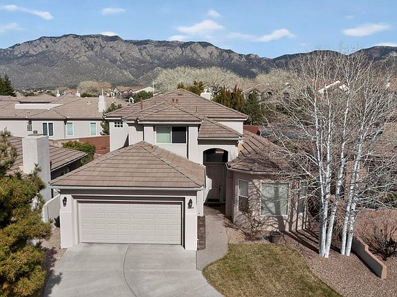 2nd image of 5904 Purple Aster Ln NE