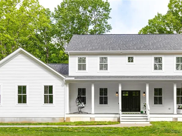 1970 Cardwell Rd, Crozier, VA 23039