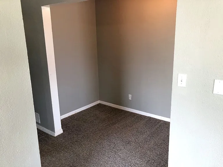 201 Dakota St — Photo 9