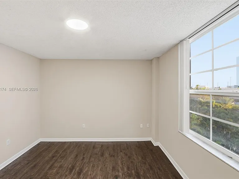 520 SE 5th Ave #2403 — Photo 47
