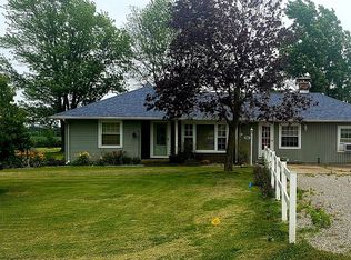 4252 Big Four Rd, Clay City, IL 62824