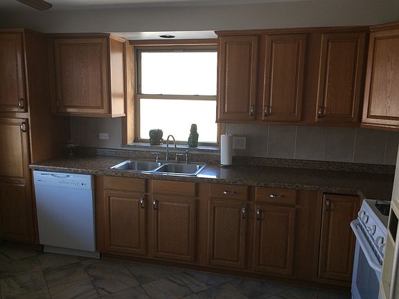 3rd image of 4744 N Kenneth Ave APT 3A