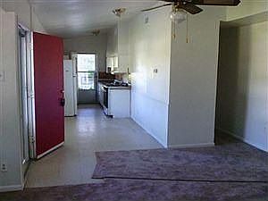 4th image of 819 Jardin Dr