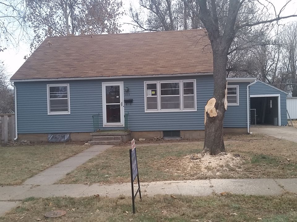 1st image of 504 NE 8th St