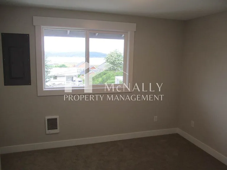 5401 N Court St #A — Photo 15