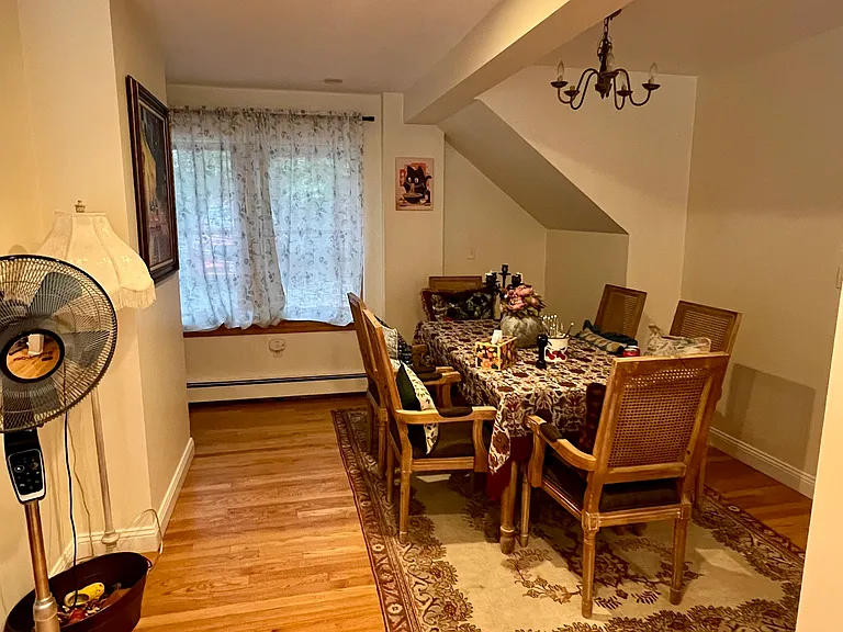 46 Auburndale Ave — Photo 6