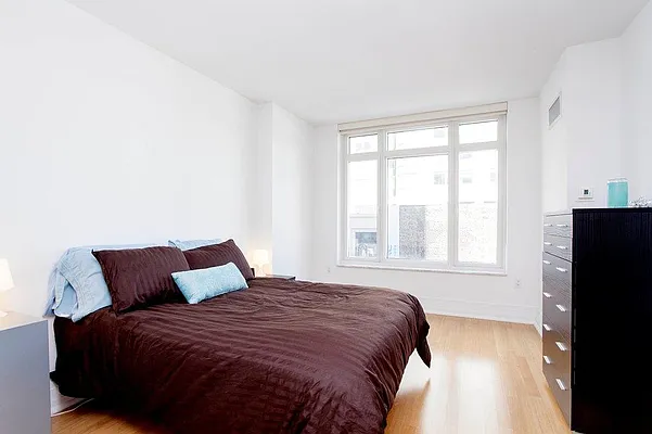 Sold by Corcoran | media 19