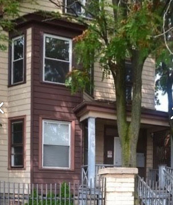 1st image of 4818 N Central Ave APT 1