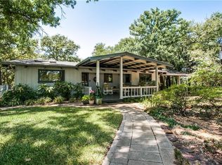 1005 Fox Hollow Ln, Oak Pt, TX 75068