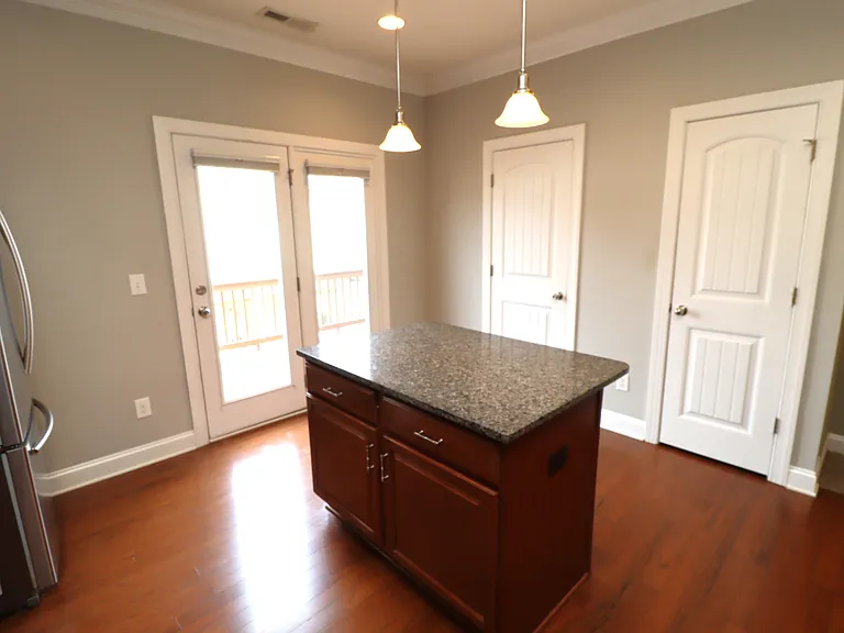 1428 Providence Green Ln — Photo 15