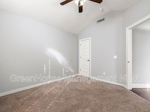 5th image of 4405 SW Eggersway Pl