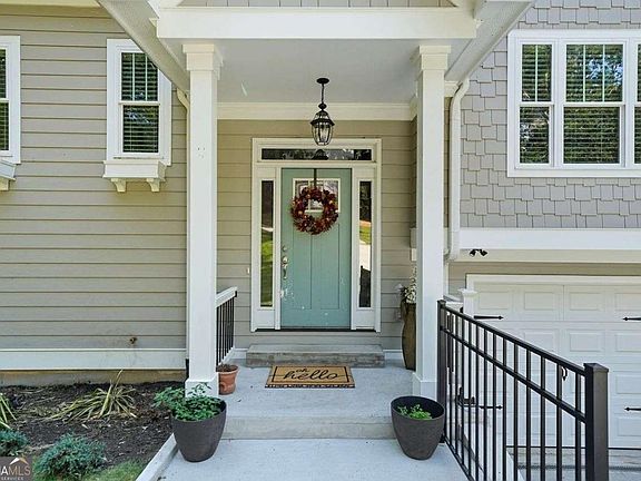 5th image of 3466 Crown Dr