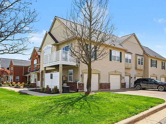 3rd image of 4324 Hampton Ridge Blvd