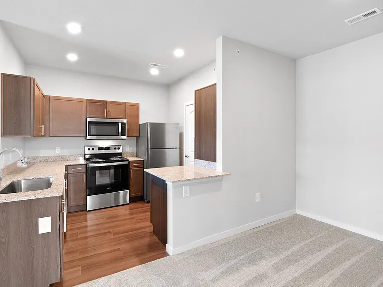 Aventura at Hawk Ridge — Photo 43