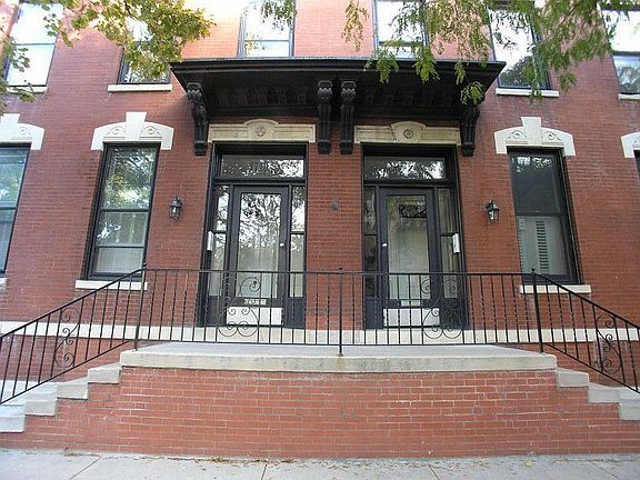 3rd image of 1719 N North Park Ave #2
