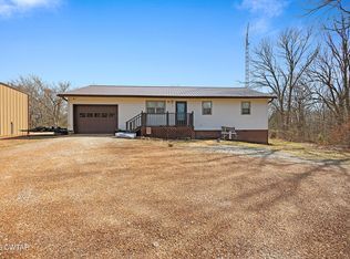 39 Pete Canada Rd, Trenton, TN 38382
