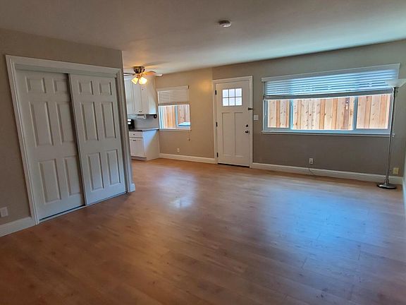 4th image of 1191 Lakedale Way
