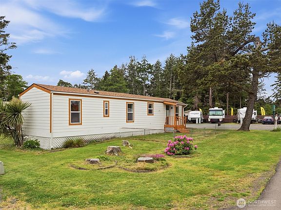 2nd image of 22212 Pacific Way #11