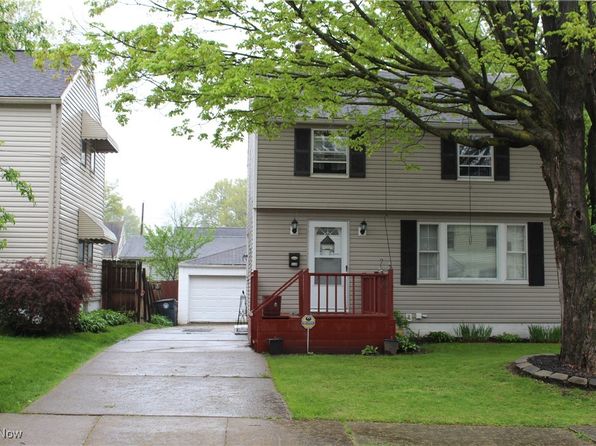 864 Davies Ave, Akron, OH 44306