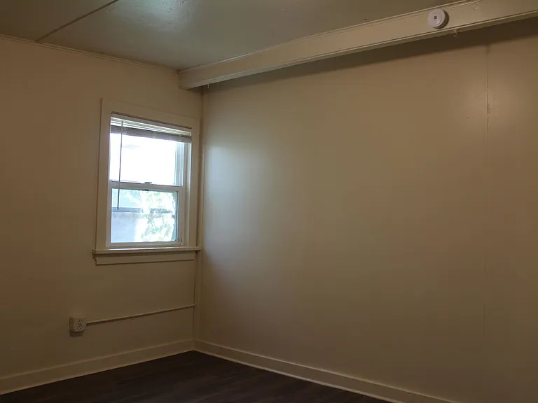 Recently renovated | Bay window | Walkable | Washer/Dryer combo in unit — Photo 15