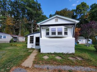 17 Conestoga Trl, Brookfield, MA 01506