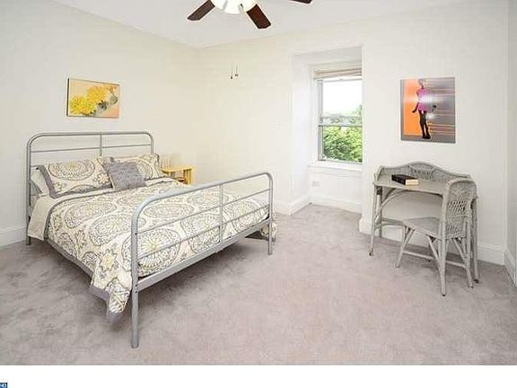 4th image of 3504 Ainslie St #2